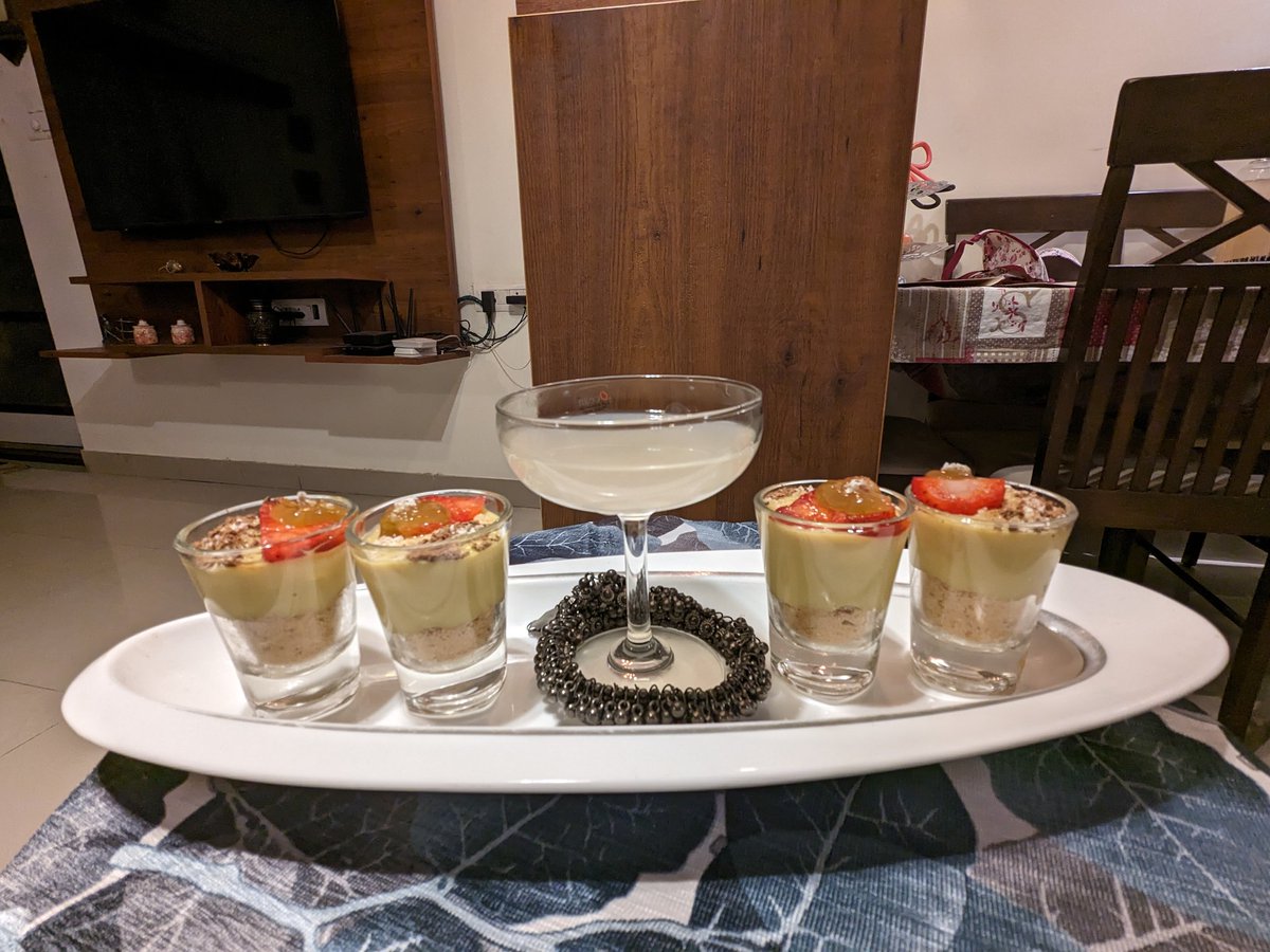 tulikasebadal's tweet photo. https://t.co/TLtOUASq2S
Music influences me, cooking indulges me.
Or else I'm a walking threat.
The thought was to ok i made jelly, now what?
#foodlover #Cooking #sweettooth #winelover #Foodies #foodbaby #foodforthought #wednesdaythought #Wednesday #ChefWay #explorer https://t.co/8e48QmqNhS