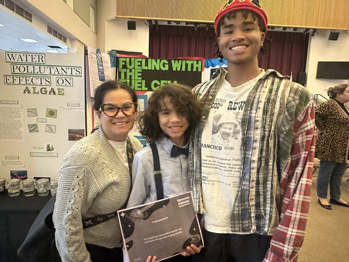 We had an amazing evening at last night’s science fair. Our students were amazing. Parents, teachers and administrators - all very proud of our students. Go Tritons!
