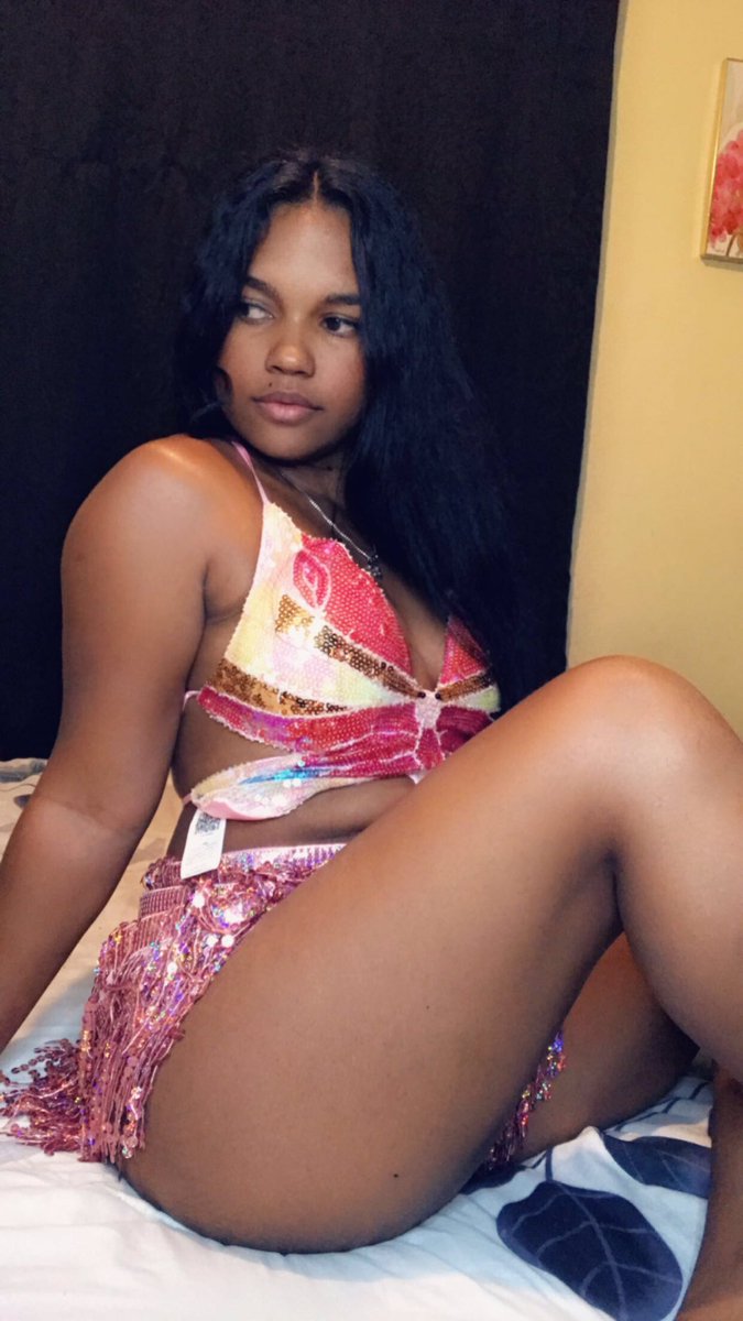 chulahray's tweet photo. https://t.co/Z1huVHXTQ6 #onlyfansgirl #SUSCRIBETE  #onlyfanslatinas ♥️ https://t.co/Jpy3jQENYQ