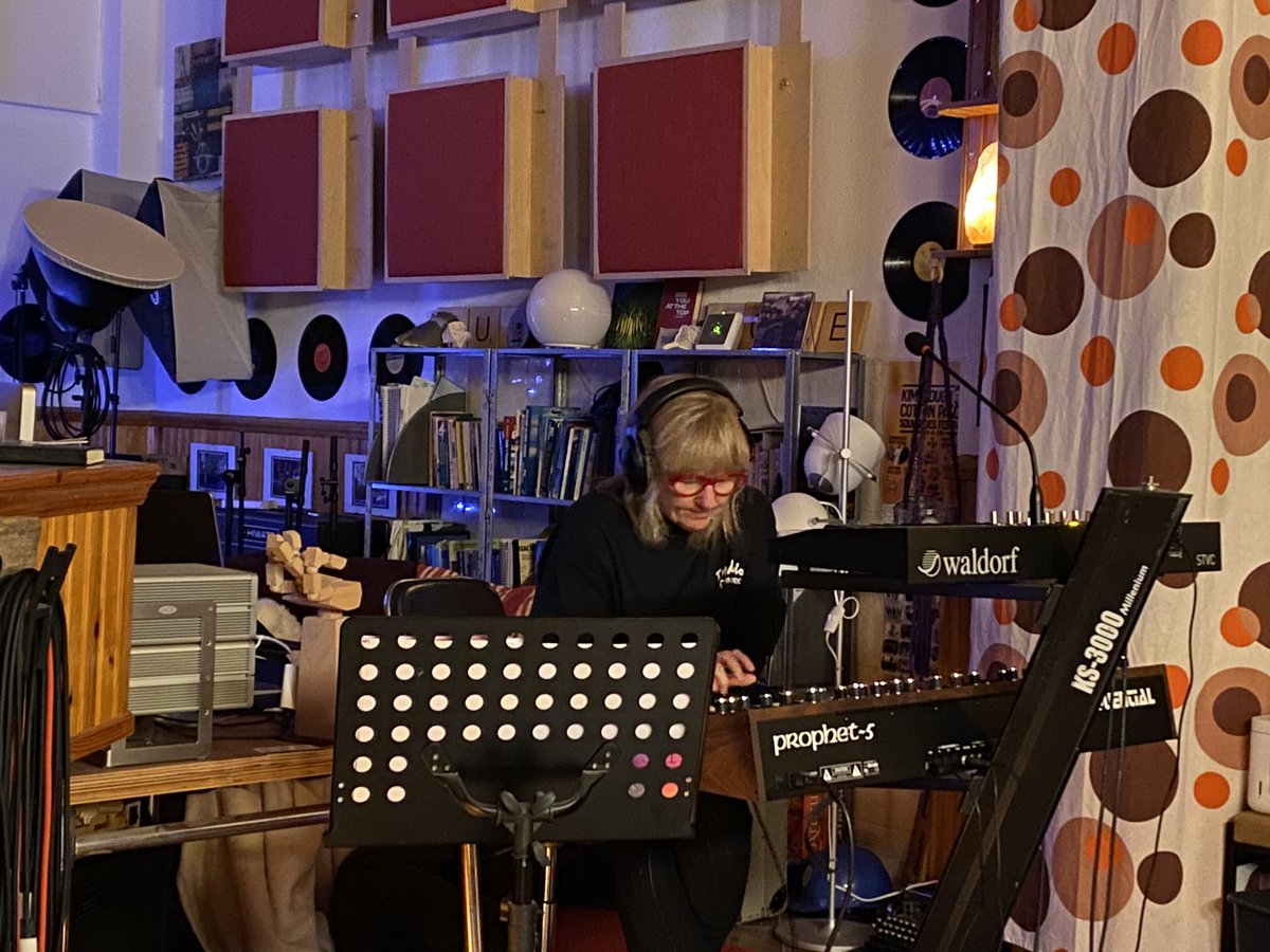 I am always astonished by my wife’s ability to adapt and create wonderment using totally new instruments. This my view. She plays, I record. #Music #Synthesisers #Sequential #Waldorf #Prophet #StarliteOne #StarliteCampbell #ArtRock #Electronica #Musician #MultiInstrumentalist