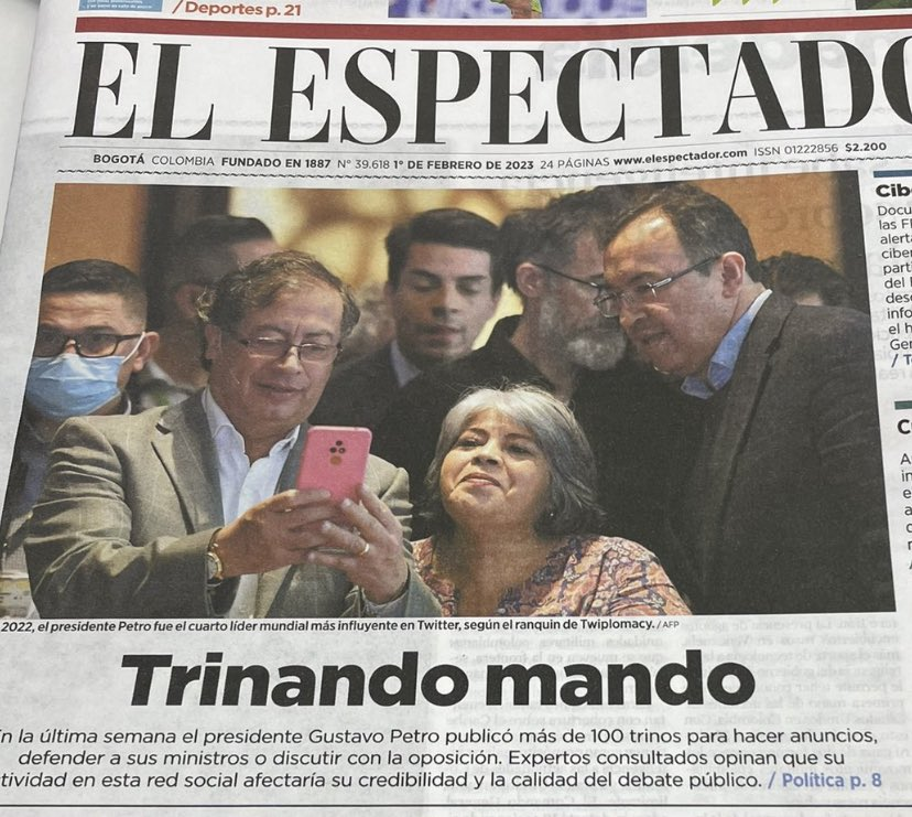 PaisChimbo's tweet photo. Según lo ocurrido en los últimos días, estamos pagando por #twitear al #presidente @petrogustavo, con este gesto demuestra que le tenía mucha envidia a @IvanDuque cuando tenia programa de #televisión TV 🙄 #PetroEsUnPeligro https://t.co/MFcf8TxJb2