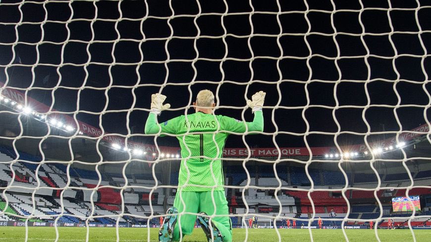 _emixaaaam's tweet photo. @NavasKeylor @PSG_inside Merci Keylor ! Depuis Bernard Lama ont attendaient un gardien comme toi dans la capitale on t'oubliera pas ❤️💙
Toujours été déçu et pas compris cette mise au placard après les services rendu .. https://t.co/SiWzTusfdO
