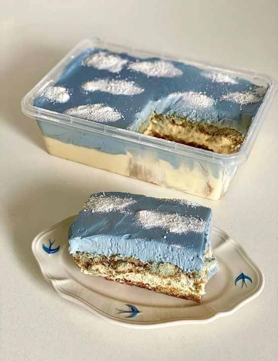 daily_dolce's tweet photo. Cloud tiramisu https://t.co/PN8krAXEOi