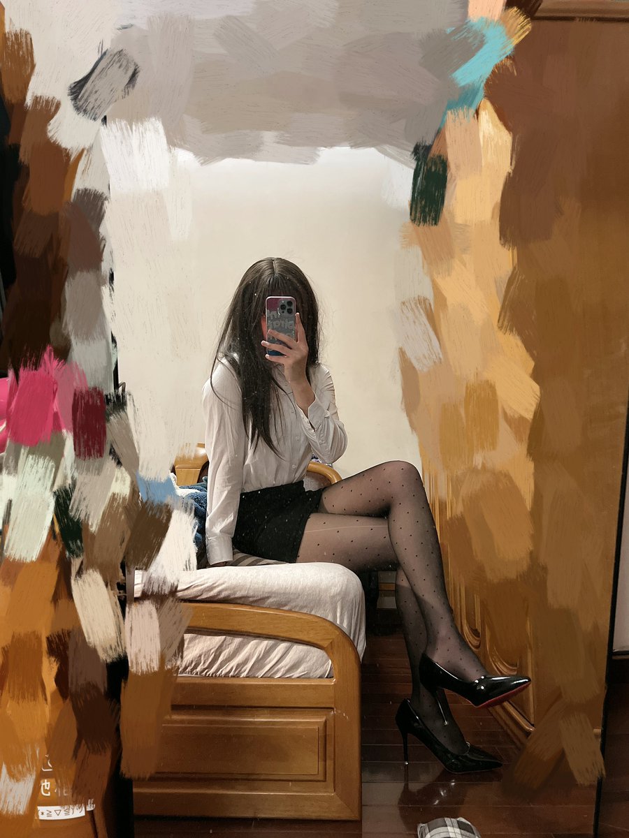 juskeyyyy's tweet photo. 有没有老板缺个秘书的呀 #mtf #丝袜 #丝袜美女 #男の娘 https://t.co/fMvQUDMIK2
