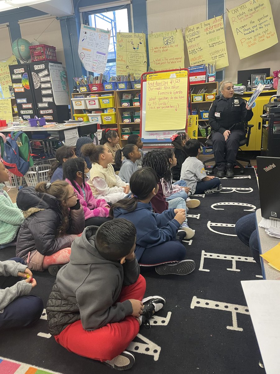 PS10FortHill's tweet photo. Some of the readers who visited our classrooms today. Thank you for sharing the magic of books with our students 📚 #WorldReadAloudDay #YouHaveAFriendAtPS10 @jenn_funes @teacherromero72 @DrMarionWilson @CChavezD31 @c https://t.co/rX9PAWqg6L