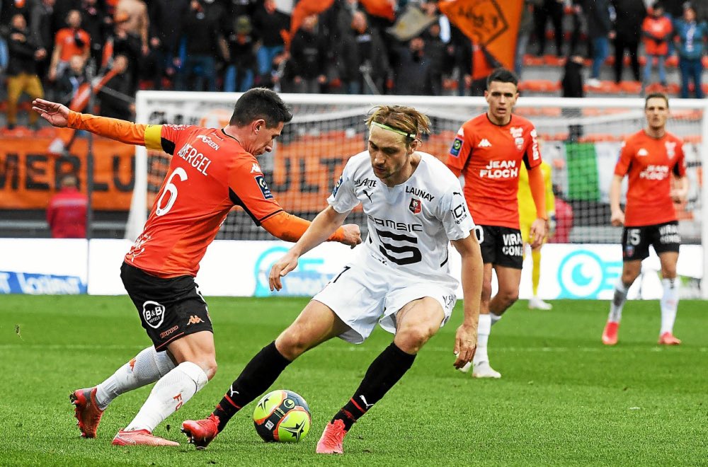 🎂 C’est l’anniversaire de quelqu’un aujourd’hui…

Joyeux anniversaire <a href="/Abergellaurent/">Laurent Abergel</a>, qui fête ses 30 ans en ce 1er février !