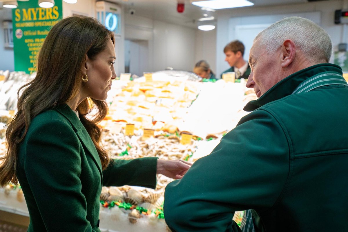 smyersseafood's tweet photo. Once in a life time opportunity to meet the Princess of Wales @LeedsMarkets https://t.co/8vNOC2bRoQ