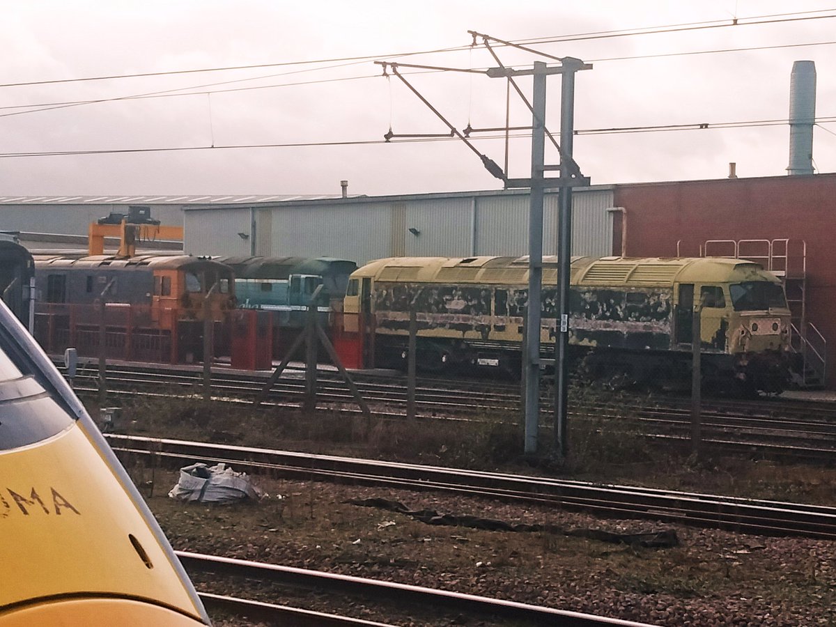 GBRF 73963 alongside 47703 (Anglia Livery) & 47714 in Wabtec yard Doncaster this after, it's always good to see class 73's up north 
#Class73 #GBRF #Class47 #Doncaster
