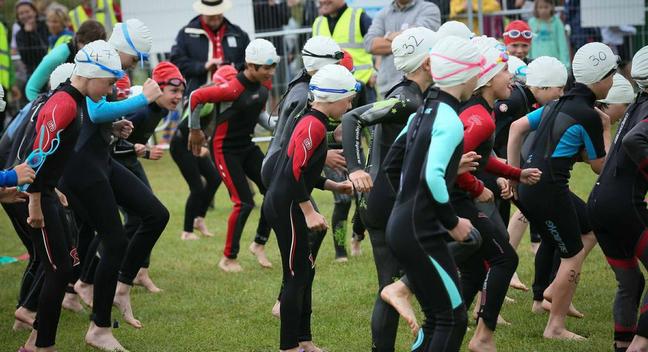 RaceBest's tweet photo. The Ripon Tri Festival is back! Two days of triathlon brought to you by NYP Tri, EvenSplits and Marauder, which will include Sprint, Standard, Junior and a new Mixed Team Relay.

SPRINT: https://t.co/ec887zAKKP 
STANDARD: https://t.co/17MxZFBanu 
JUNIOR https://t.co/n8YGJHrgk9 https://t.co/XlFqja1TXZ