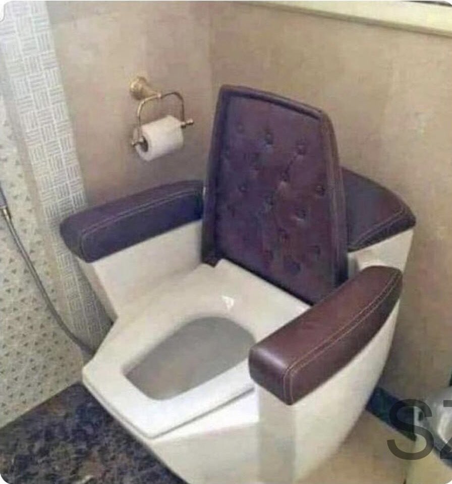 Sheckyi's tweet image. 🚽🚽🚽🚽🚽🚽🚽🚽🚽 
        WHY NOT? 
   YOU DESERVE IT!!
        #PottyHumor