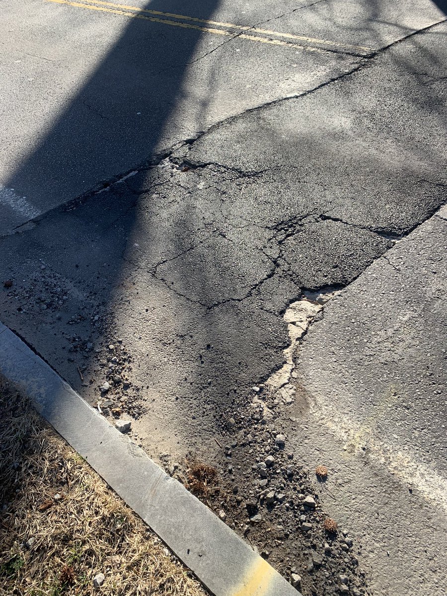 JoyParcells's tweet photo. @ATLWatershed—we need your help to repair the trench re-emerging at 695 Collier Rd NW—an important road providing direct access for emergency vehicles to @PiedmontHealth.  Please come repave this previous repair from September 2022.  @andreforatlanta @marynorwood https://t.co/VcgECnzp0W