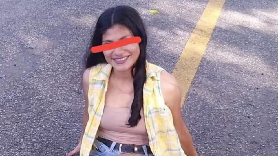 Adela_Micha's tweet image. Localizan sin vida a la maestra Erika “N” de 23 años, dentro de un salón de clases en Juárez, #Chiapas; Fiscalía investiga el caso como feminicidio.