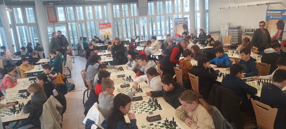 CourtesThierry's tweet photo. En direct du championnat départemental des collégiens à la Garrigole !
@dsden66 @MEduprio @roisdelatet https://t.co/X9IXBnY1Vj