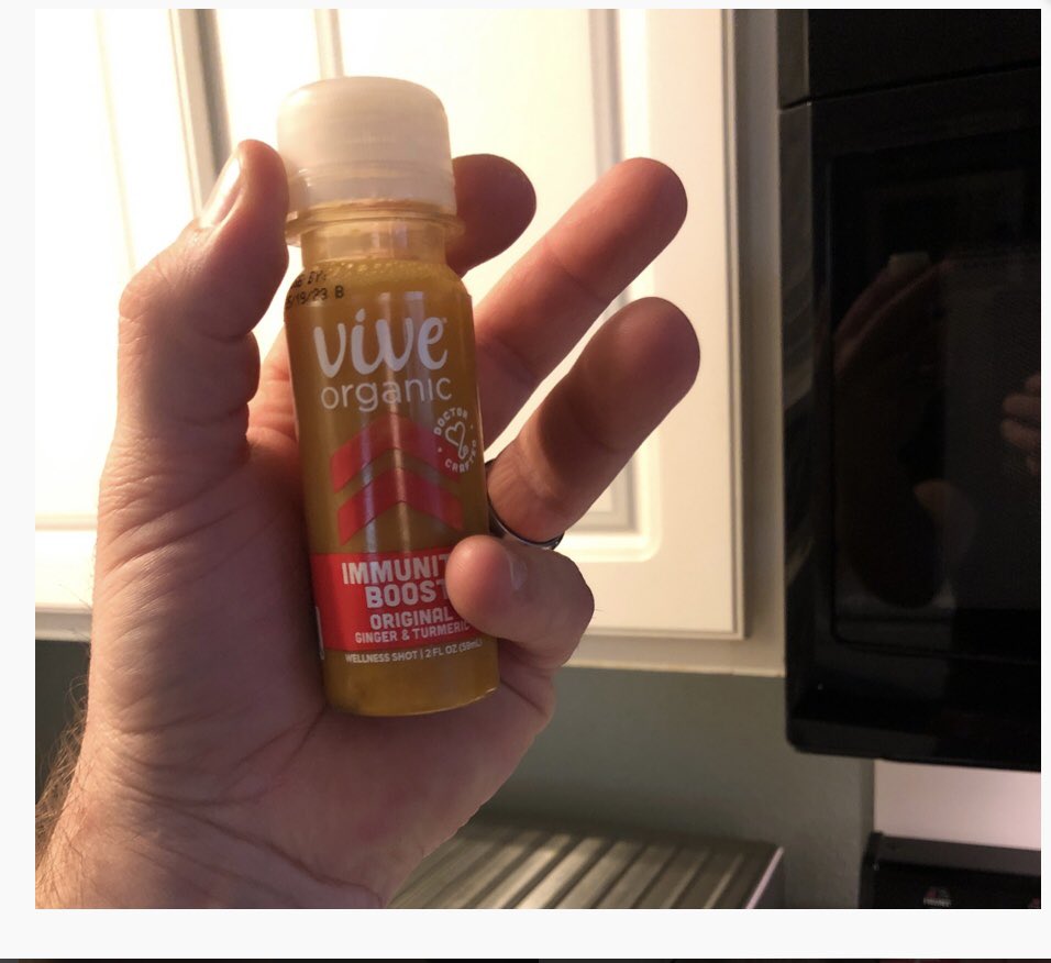 pdstewa's tweet photo. #ViveOrganicInsiders #viveorganic @vive_organic @AldiUSA These immunity boost shots have a kick but quite tasty &amp; very healthy! https://t.co/FHiUsiEwwM