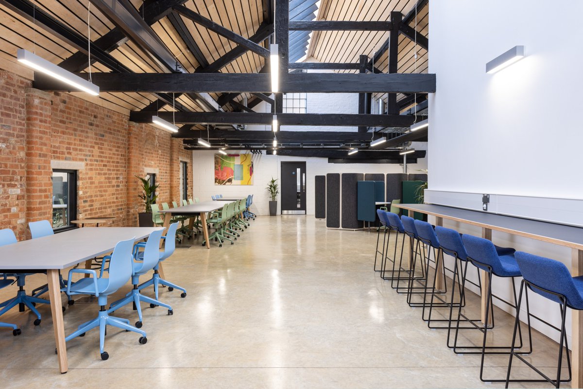 WestNorthants's tweet photo. Congratulations to @VulcanWorks_ on your opening day. This incredible new £14 million hub will support start-up businesses in creative industries and we look forward to seeing the countless success stories that will come from this fantastic venture https://t.co/8riLum0Lmh https://t.co/H48xScauZv