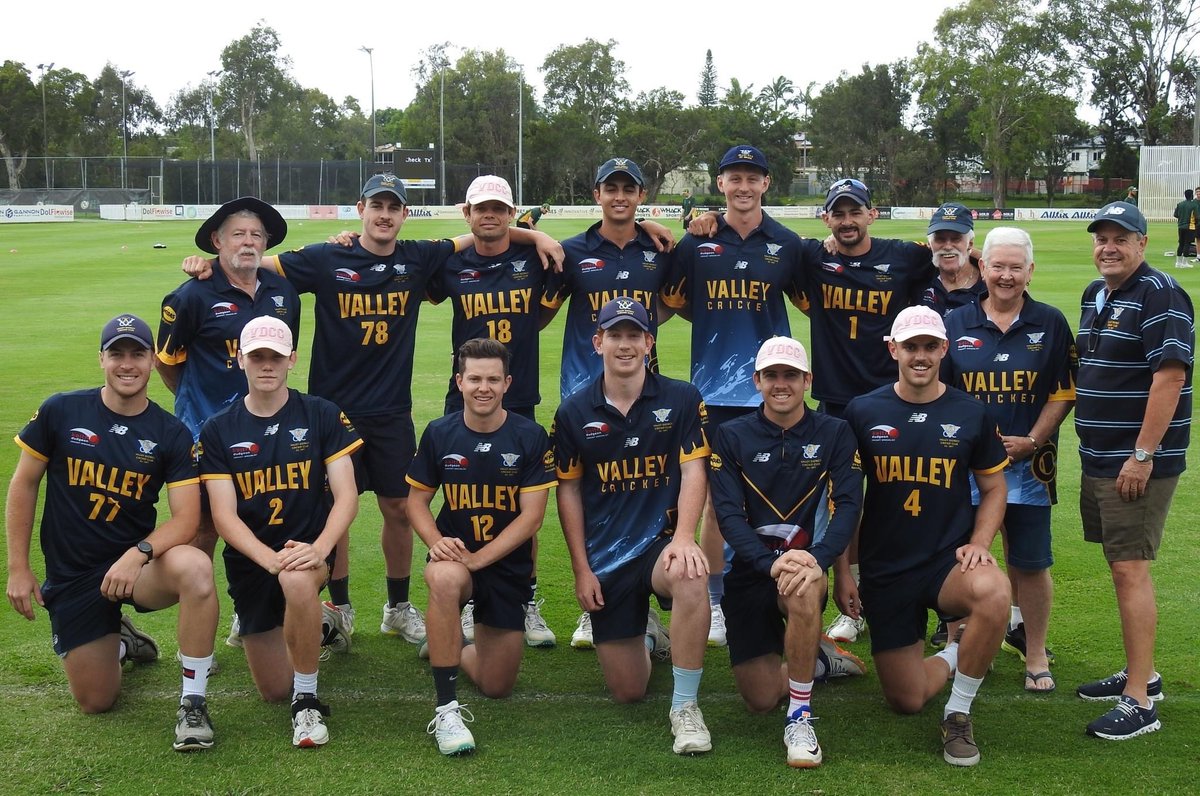 CricketScotland's tweet photo. Some of Scotland's best young cricketers have been soaking up the sun playing abroad this winter! 🌏☀️

@G_HMedia chatted to a few of them... 🏴󠁧󠁢󠁳󠁣󠁴󠁿🏏

https://t.co/RXhUZt7YOk

#FollowScotland https://t.co/NA7c9ut7os