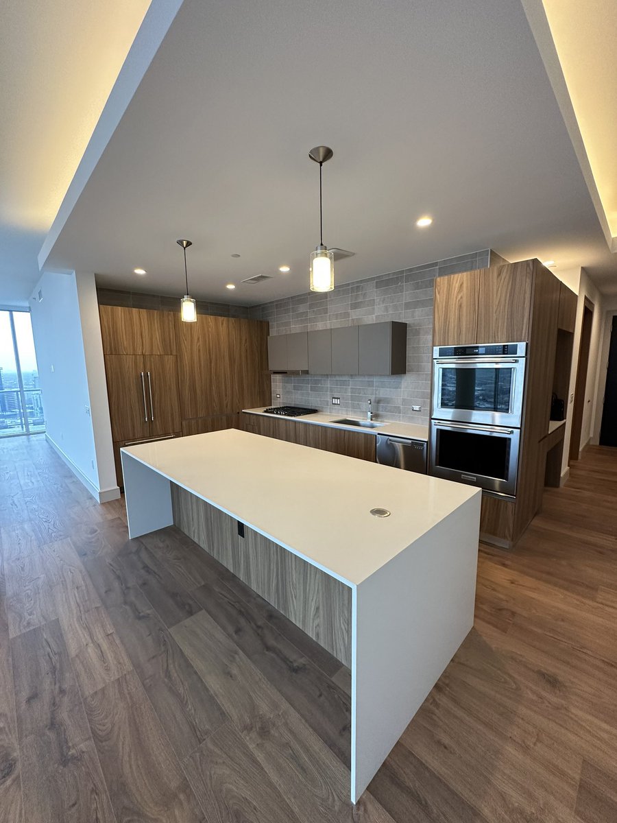 benwegmann's tweet photo. Congrats to my client who just got approved for this 3 bedroom penthouse in Dallas 🥳 https://t.co/cOPWleFVm1