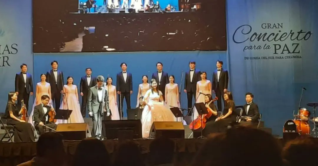 FunvecoreaCol's tweet photo. Funvecorea, presente en el gran Concierto para la Paz. De Corea del sur para Colombia. https://t.co/jmlTl75JGz