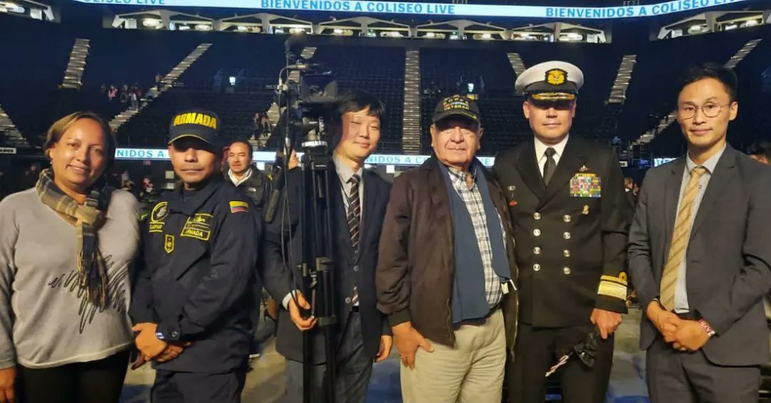 FunvecoreaCol's tweet photo. Funvecorea, presente en el gran Concierto para la Paz. De Corea del sur para Colombia. https://t.co/jmlTl75JGz
