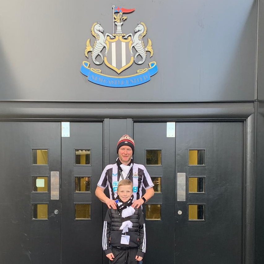 Macdonald78's tweet photo. What an atmosphere last night &amp; Today a wee surprise Stadium Tour for the wee man ⚫️⚪️#nufc @JacobMurphy95 🤣🤣⚫️⚪️⚫️⚪️ https://t.co/qmHgTL2KvS