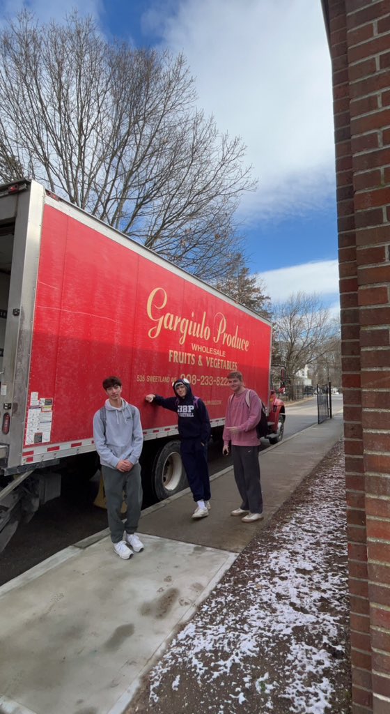 cmcneill145's tweet photo. If you see this truck please LMK immediately! https://t.co/sTo5TSXIDU