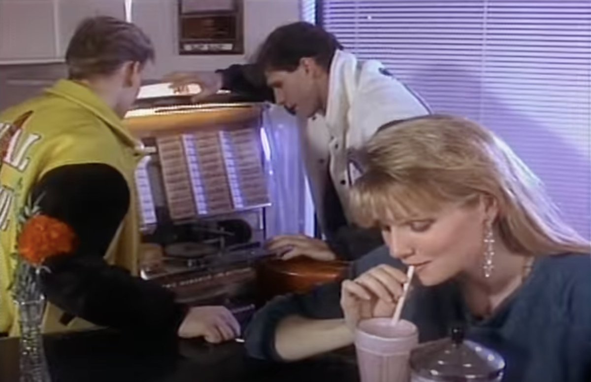 Way Back Winnipeg tweet media