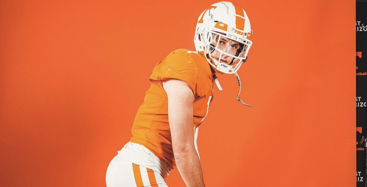 GoVols247's tweet photo. In-state WR @NathanRoberts_5 commits to #Tennessee as preferred walk-on, says getting opportunity with #Vols was ‘like an answered prayer’ (FREE) https://t.co/J1jbqjkb9o https://t.co/t6hGjjqOmc