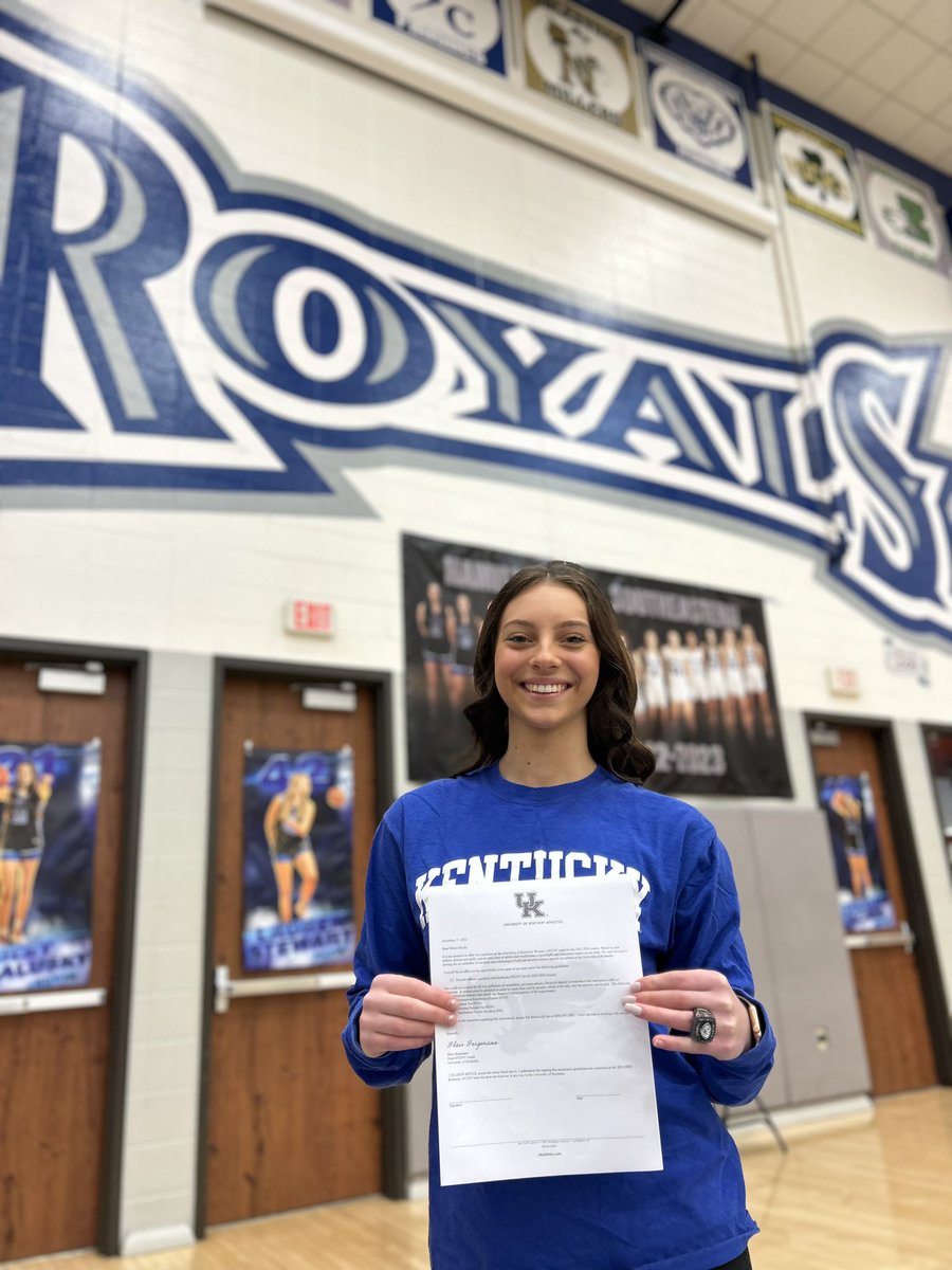 Senior, Ellie, signed this morning to <a href="/KentuckyStunt/">KentuckyStunt</a> 💙 We are beyond proud of Ellie’s leadership and know she will do great things at Kentucky! We’re so proud of you! <a href="/HSEAthletics/">HSE Royals Athletics</a>