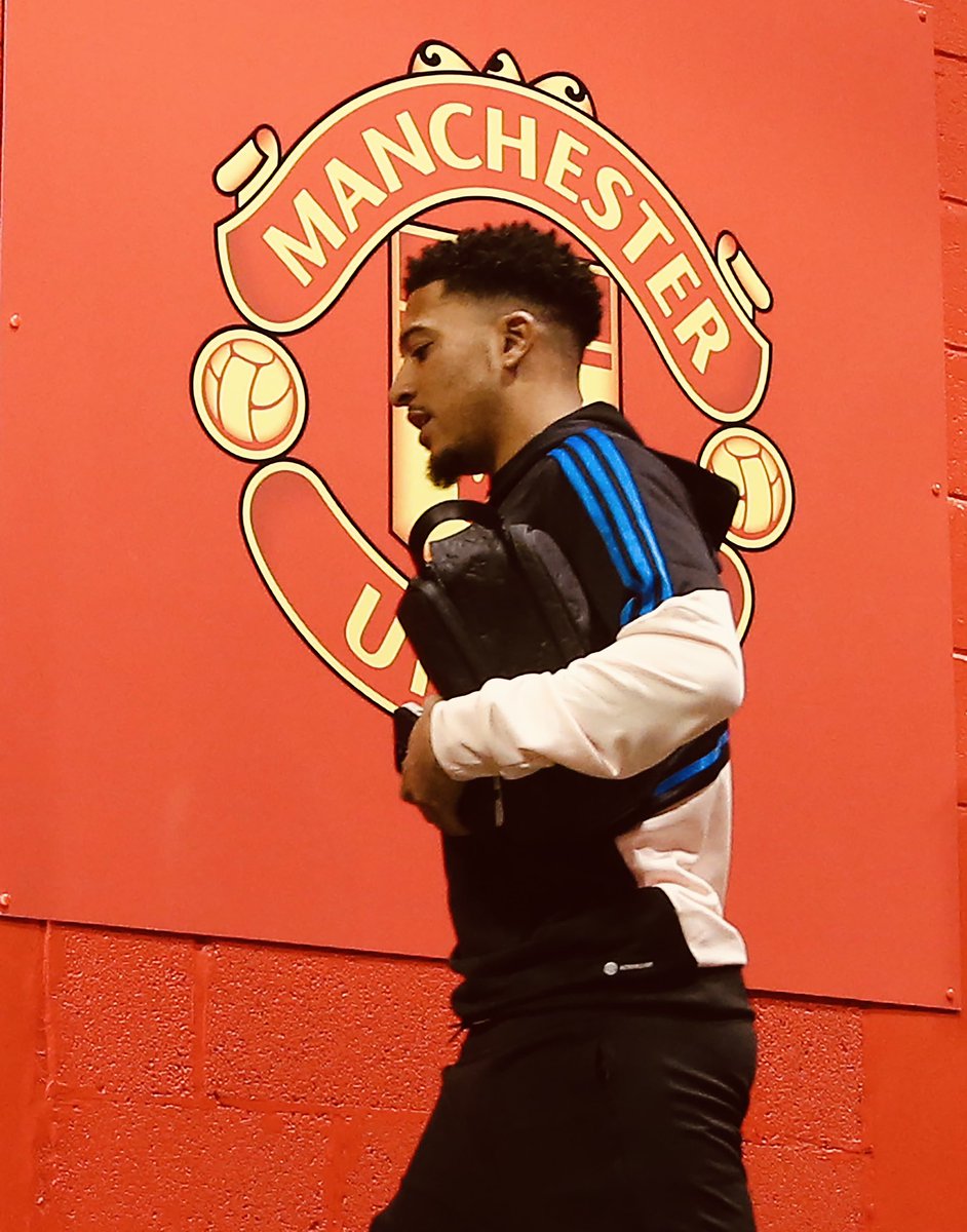 Welcome home, <a href="/Sanchooo10/">Jadon Sancho</a> ❤️ 

#MUFC || #CarabaoCup
