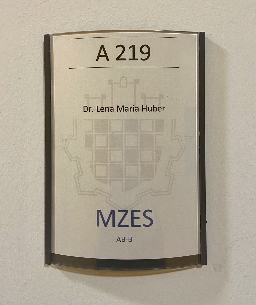 I'm very happy to share that I started my new position as a Research Fellow at the @MZESUniMannheim today! Looking forward to meeting all my new colleagues!