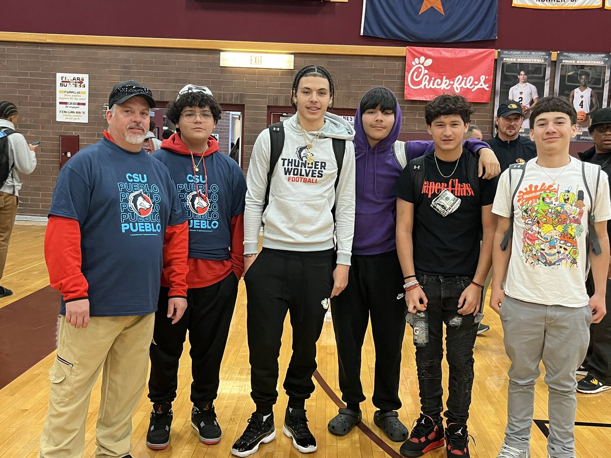 LaveenLobos's tweet photo. Congratulations @chris_arviso! Paving the way for the next generation of Laveen Lobos!!

#LaveenLobosFamily❤️🐺 https://t.co/VgvzWZlaBv