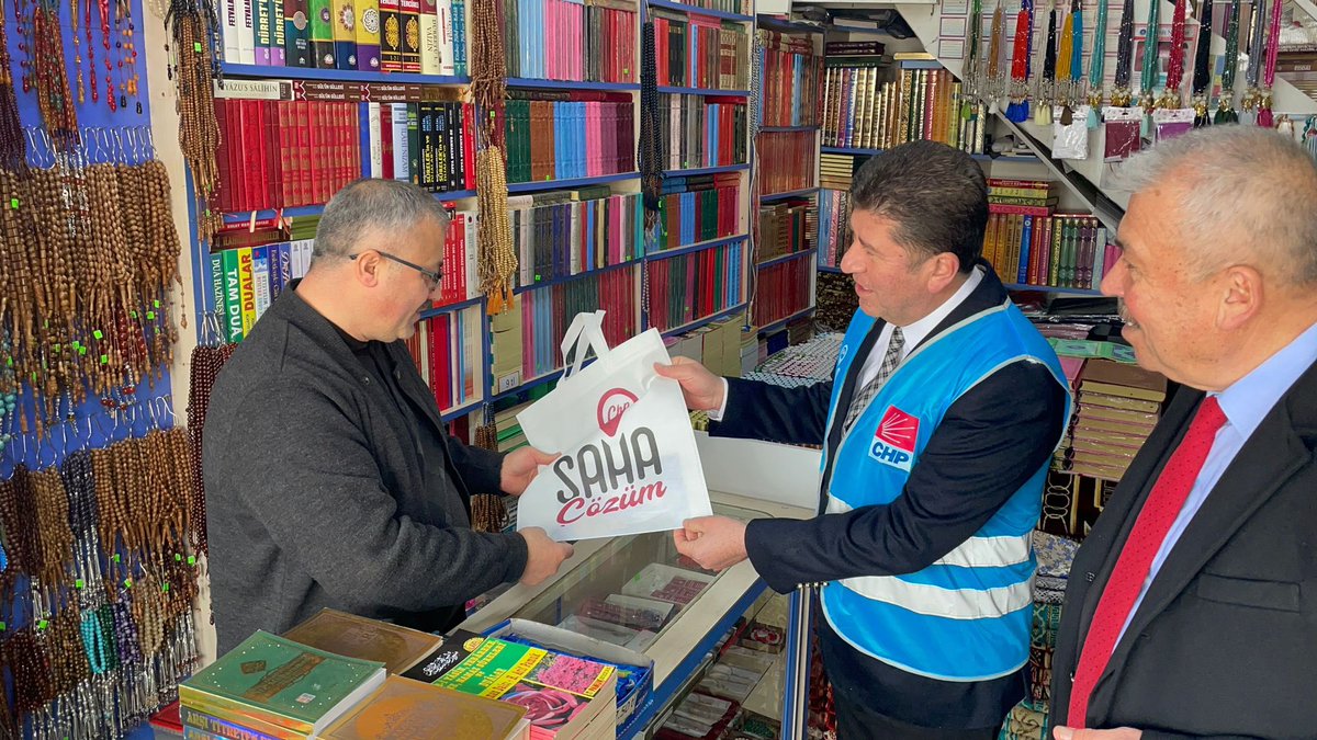 SahaCozum's tweet photo. CHP SAHA ÇÖZÜM YOZGAT’ta.
CHP Saha Çözüm Yozgat Ekibimiz, İl Başkanımız Sn. Abdullah Yaşar tarafından yapılan basın açıklaması ile çalışmalarına başladı. https://t.co/VBBYBmGvGR
