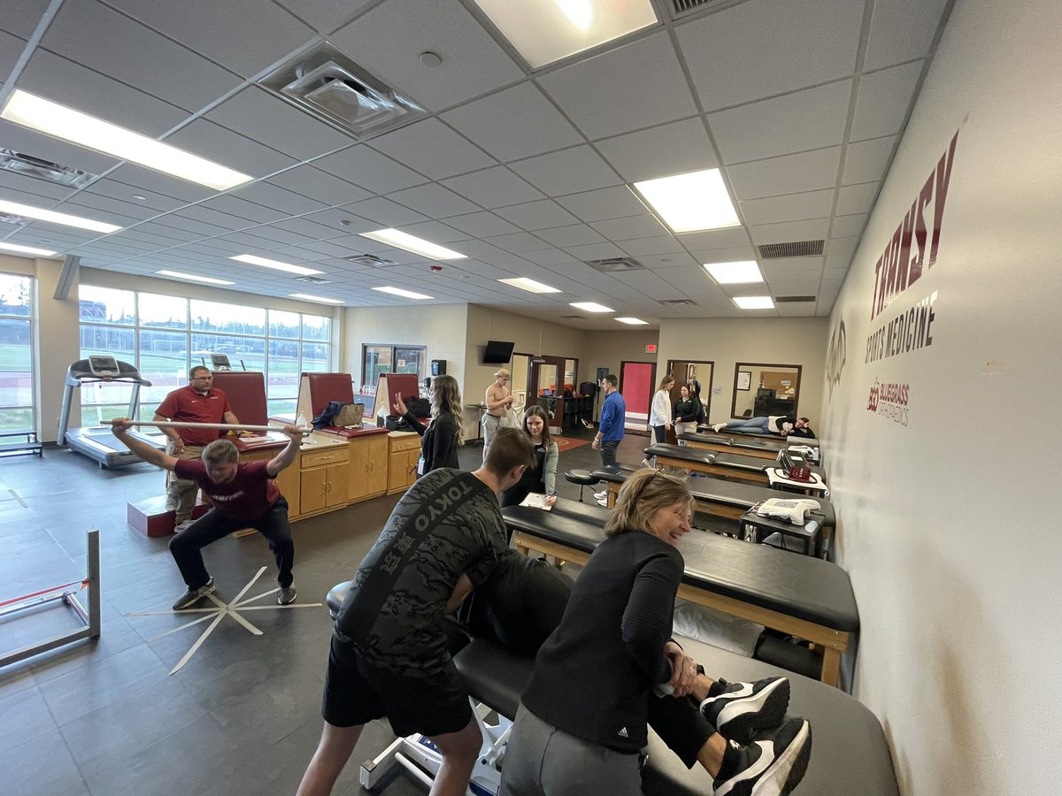 LKSteiner23's tweet photo. Round 2 in the books for movement and strength screenings for our pitchers! (Thread 1 of 6) https://t.co/1MsqaK3uRg