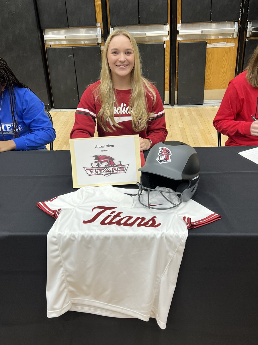 IUSBsoftball tweet media