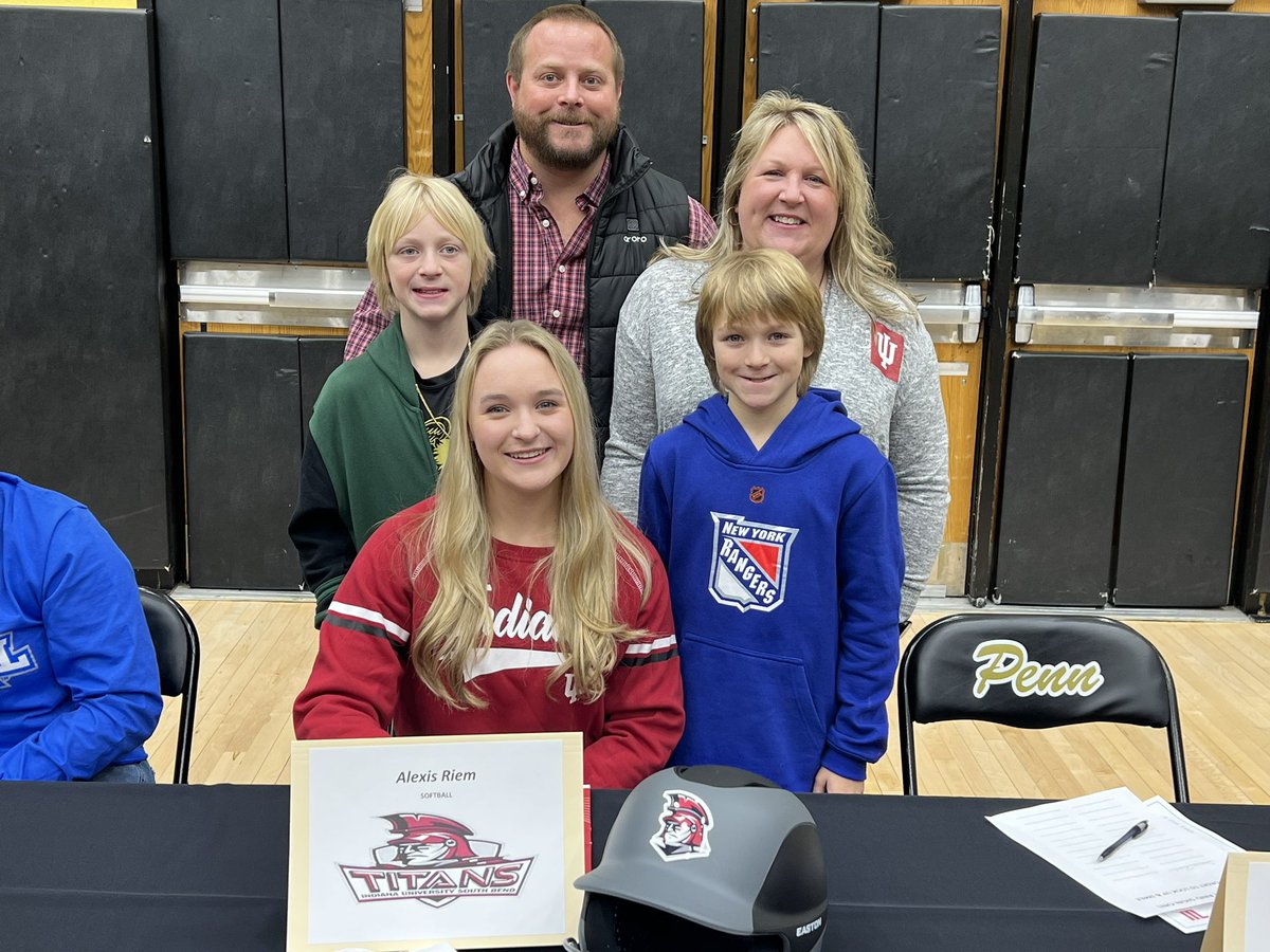 IUSBsoftball tweet media