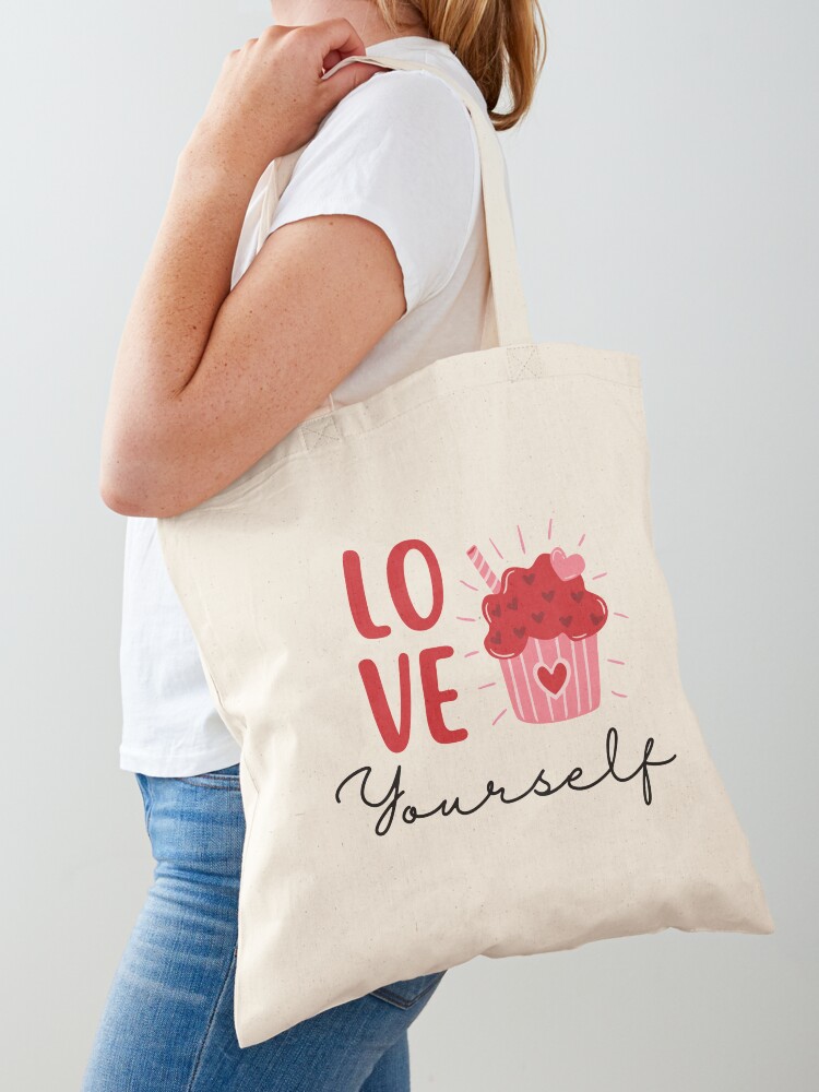 ArtcreativeSacb's tweet photo. Nuevo diseño disponible en mi tienda Redbubble 😍👉🏻🔗https://t.co/tmOntDSq5b

#LOVE #Loveyourself #SanValentin  #giftforyou  #amor #tshirtdesign  #redbubbleartist  #redbubble  #cupcake #LoveinTheAir  #Hoodies  #stickerlove https://t.co/xEPDsa1B7m