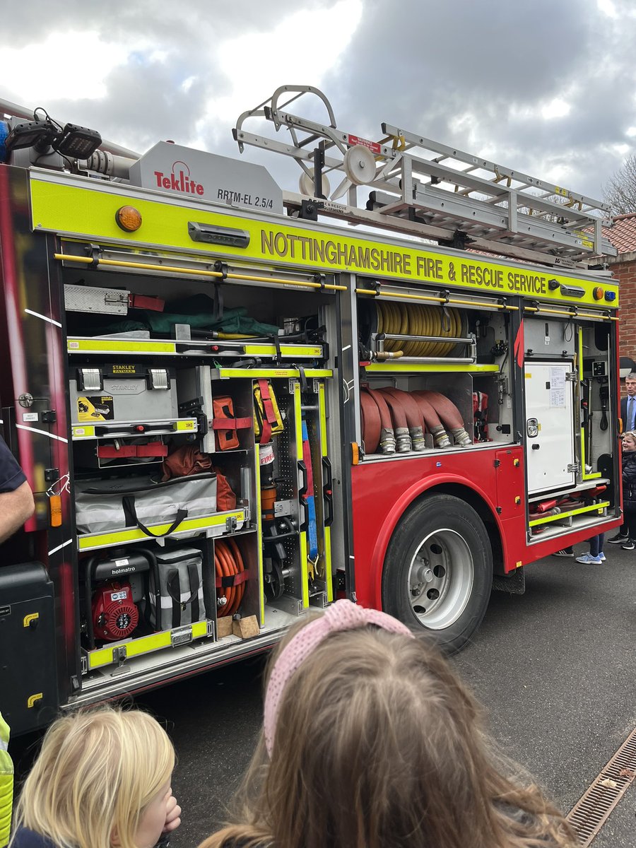 There were some visitors for Foundation and Class 1 today. They taught us lots about people who help us, how to stay safe and what a smoke alarm does. Thank you <a href="/NottsFireRBLX/">Notts Fire & Rescue</a> for your visit today. #SturtonRocks <a href="/MissDLouth/">MissDLouth</a> <a href="/Sturtonhead/">Mark Elliott</a>