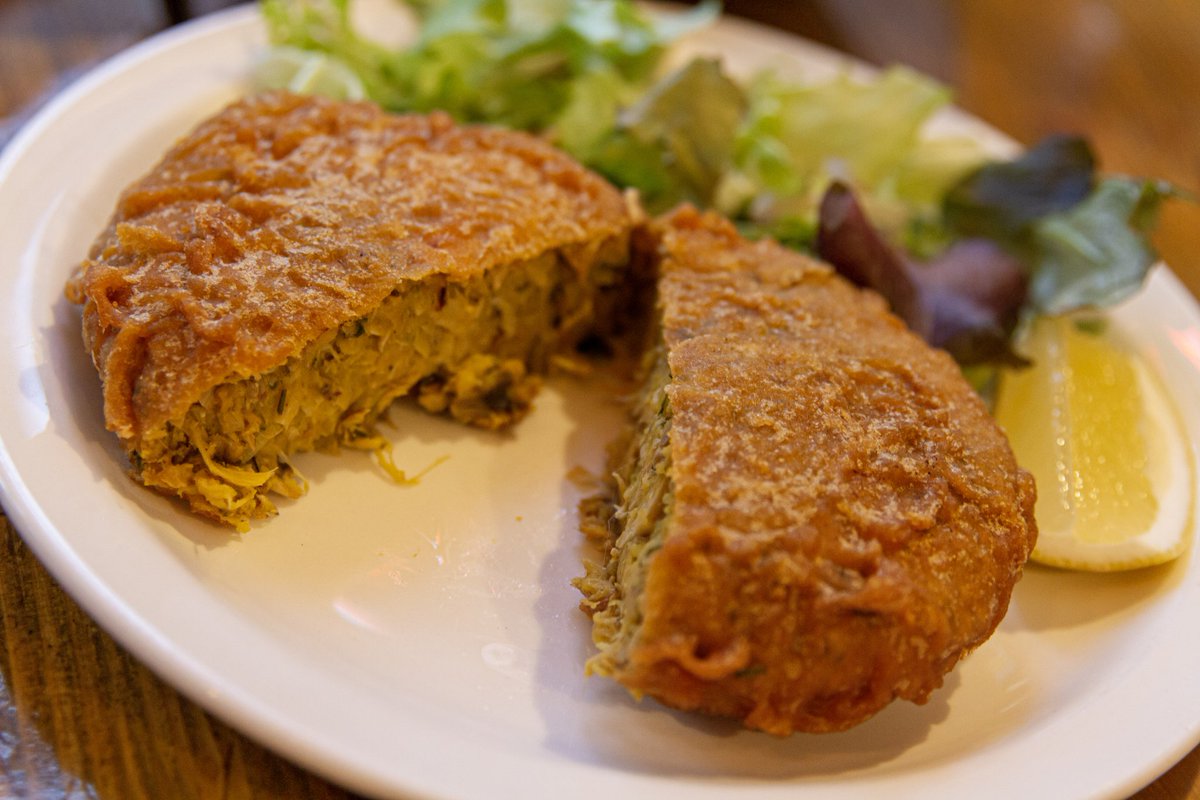 Been a while since we shared a vegan cross section... These #vegan 'fish' cakes are so dreamy 🤩