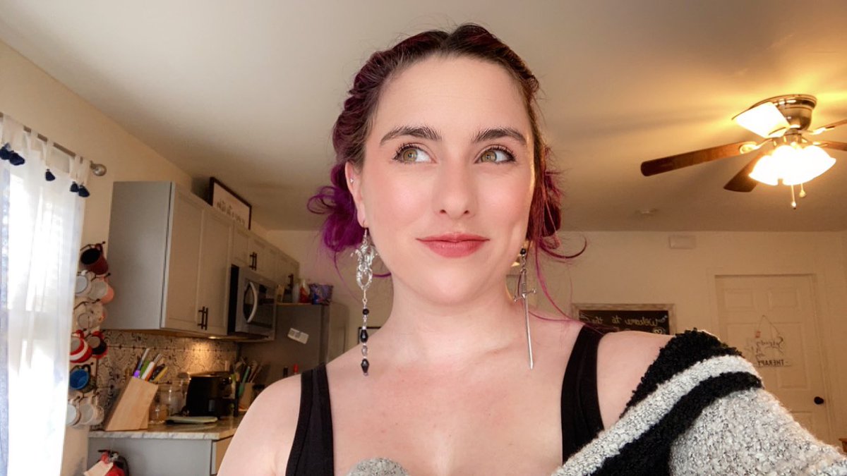 ✨Sassywithsander✨ tweet media