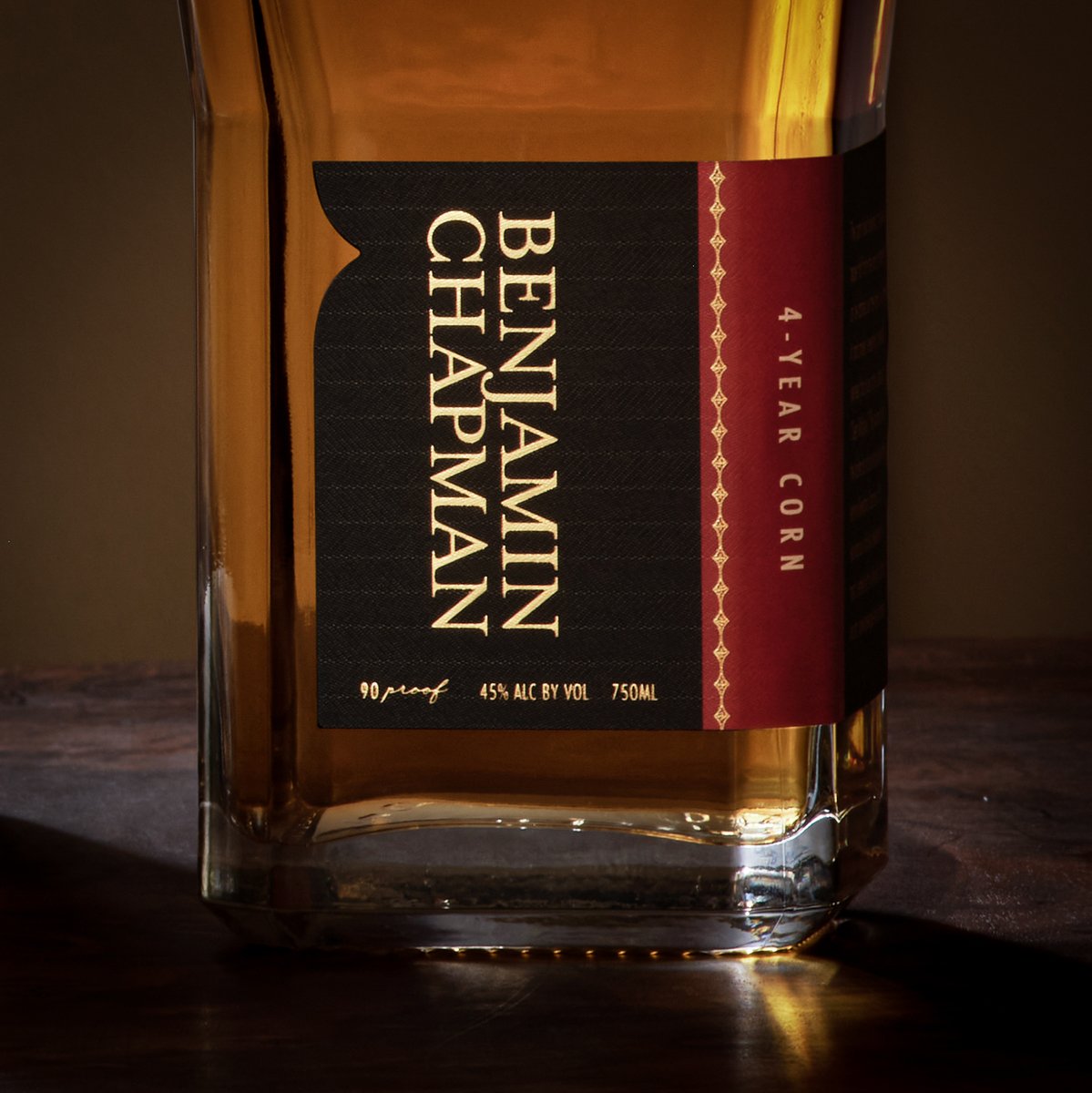 bchapmanwhiskey's tweet image. The warm and lasting finish of Benjamin Chapman 4-Year Corn makes for an inviting end to a wintry night. 

#benjaminchapman #whiskey #4yearcorn #cornwhiskey