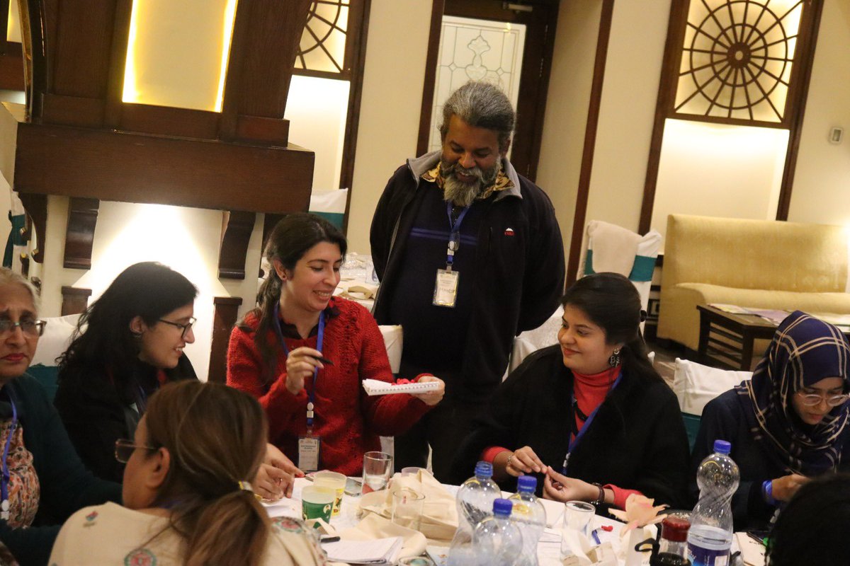 itacecorg's tweet image. #Highlights 
Day 1 of the 4-day Book Development Workshop under #PakistanLiteracyProject conducted by Mr. Mahesh Prathirathna of @RoomtoRead &amp;amp; Ms. @husain_rumana of #ITACEC in Lahore. Three workshops have been planned in order to develop 15 exciting #storybooks for #children