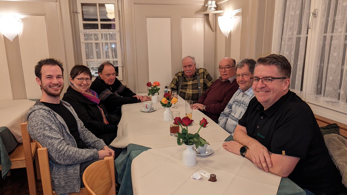 Ein gut besuchter #Stammtisch im Schori's Bahnhof in #WilerBeiUtzenstorf! Spannende Gespräche und eine gute Stimmung unter den Mitgliedern heute Abend 😊 #UntereEmme #DieMitte