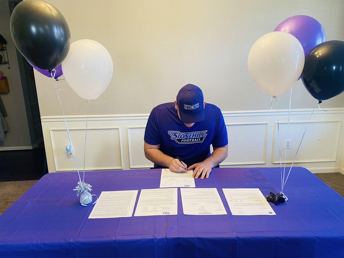 alexvisconti70's tweet photo. Officially a Skyhawk! #ShovelTown #DIG https://t.co/839BE4ft3D