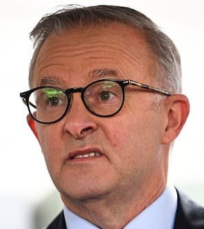 Should Brittney Higgins Case be Investigated?

Yes 97.6%---NO 2.4%