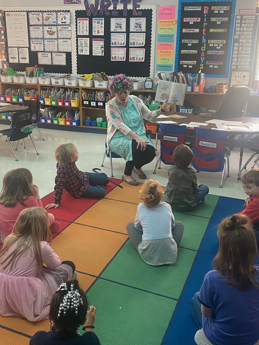 thecarel5's tweet image. Granny Carel enjoyed her 100th day of school.  #Proud2BNorthies #JCSchoolsChampions #WeAreElementary