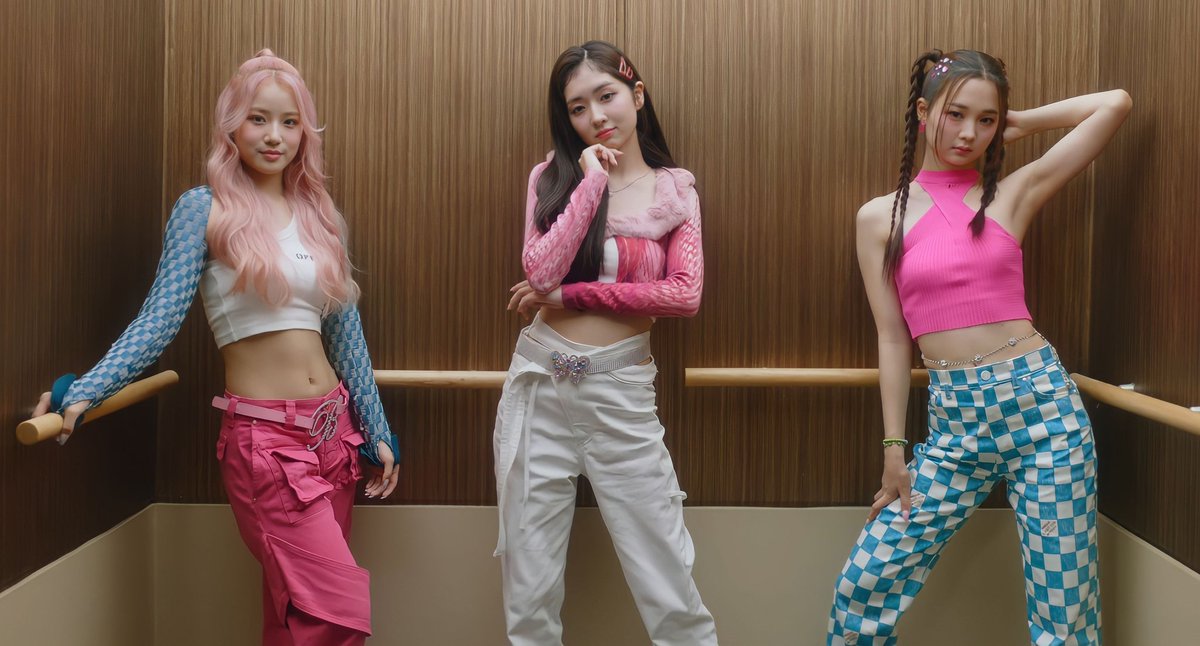 limelightchart's tweet image. .@Limelightseoul has surpassed 16K followers on Spotify.

#라임라잇 #ライムライト #LIMELIGHT