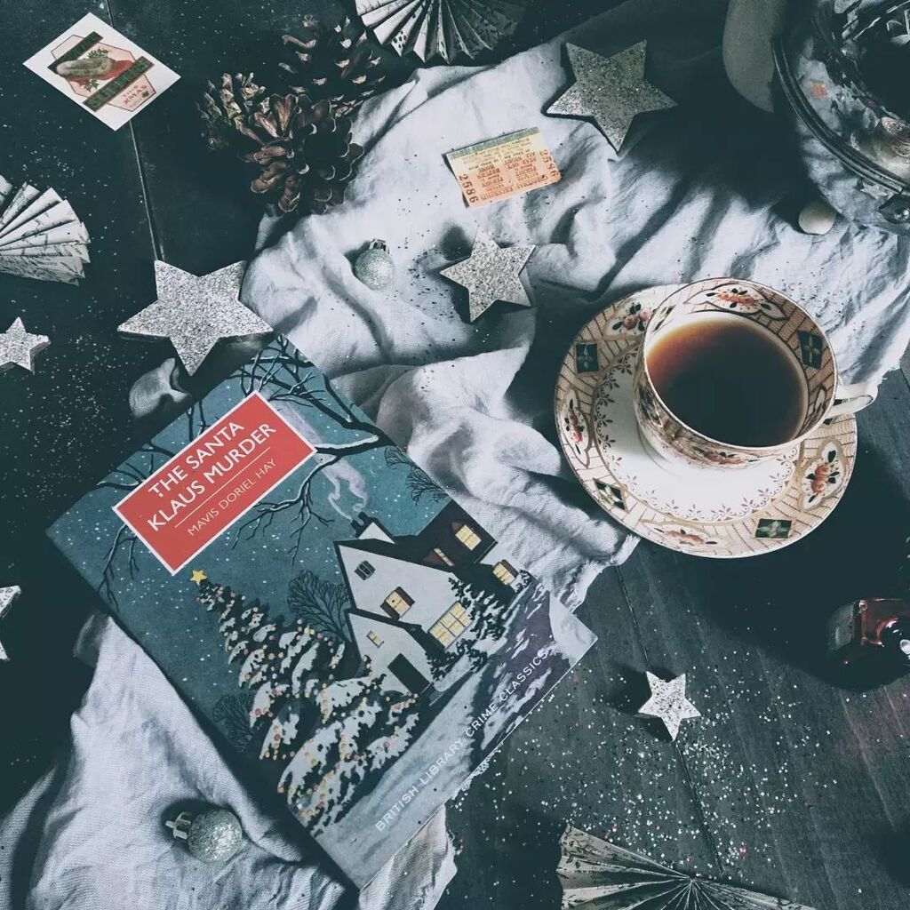 When it's the 1st of February and you post a Christmas photo!⁠
⁠
When you actually manage to find time to faff around with a Christmas kind of photo in December and then don't find the time to look through the pics and edit a couple until the end of … instagr.am/p/CoII-tjNqYt/