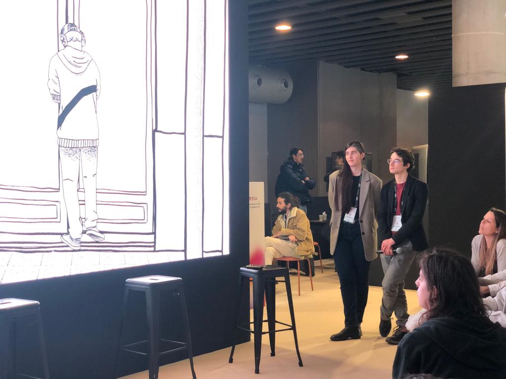 barcelonactiva's tweet photo. Acabem amb els ‘New talent pitchings’!🔛

Referents de @devicat_ i #ProAnimats donen #feedback als projectes: 

🕹#Videojoc Lumina d'@hlenamb 
🕹#Videojoc Rat Lich de @nightframes_ 
🎬#CurtAnimat Anim'm de Lídia García i Eric Clot 

Tots/es tres són alumnes de l'@emavescola.🎓 https://t.co/h4PFXKFBid