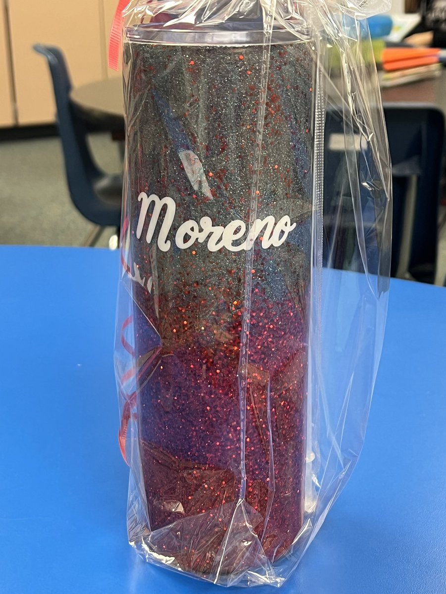jsmoreno1's tweet photo. I LOVE my new cup! Thank you Maddox and family. We have the best parents. @KuehnlePto @KuehnleKISD https://t.co/vALysMluFN