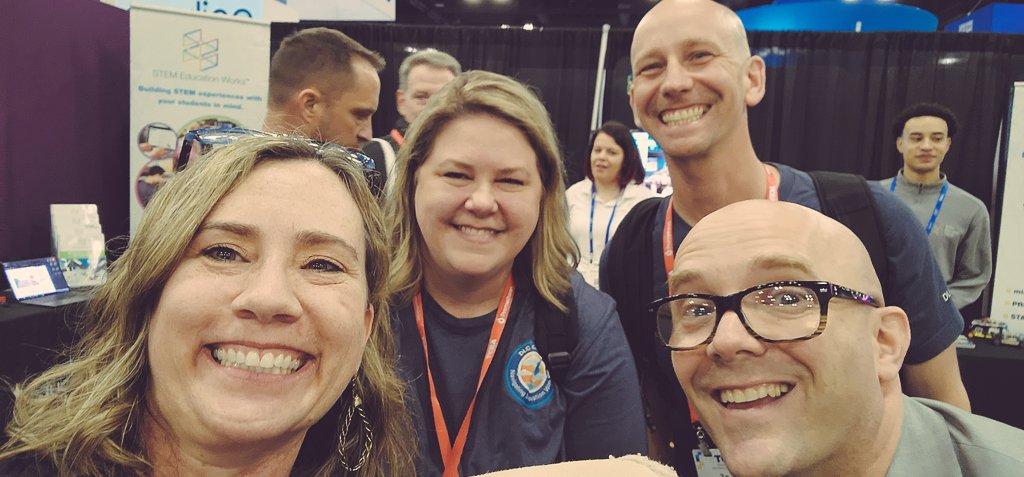 We got a selfie with Matt Miller yesterday at #TCEA2023 @jmattmiller @HeatherRSolis @jacobmschwab